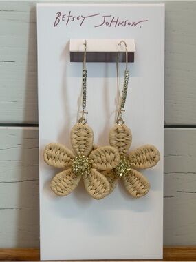 Betsey Johnson Spring Chick Daisy Drop Earrings Gold Tone Raffia Wrapped Easter